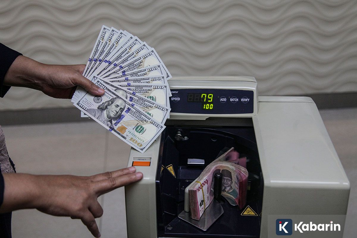 Rupiah Melemah ke Rp17.405 per Dolar AS, Tekanan Dipicu Ketegangan Timur Tengah