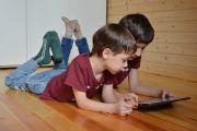 Kanada Ikutan Batasi Media Sosial untuk Anak di Bawah 16 Tahun