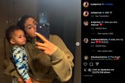 Kylie Jenner Ngaku Sempat Takut Dimarahi saat Hamil di Usia 19 Tahun