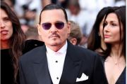 Johnny Depp produseri film hasil adaptasi novel klasik Rusia