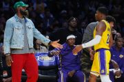 Comeback LeBron James bawa Lakers menang atas Utah Jazz 140-125