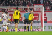 Dortmund gagal menang usai ditahan imbang 1-1 oleh Freiburg
