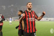 Adrien Rabiot Bawa AC Milan Bungkam Como 3-1