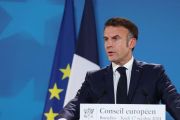 Emmanuel Macron Kecam Ancaman Tarif AS Terkait Greenland