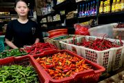 Update Harga Bahan Pangan Nasional: Cabe Rawit Rp48.600/kg, Telur Rp33.700/kg