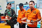 Black Box Pesawat ATR 42-500 Ditemukan dan Diserahkan ke KNKT