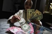 Rupiah Menguat Tipis ke Rp17.941 per Dolar AS