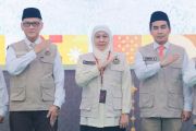 Khofifah Dilantik Jadi Koordinator PPIH Embarkasi Surabaya 2026
