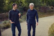 Apple Tunjuk John Ternus sebagai CEO Baru Gantikan Tim Cook Mulai 2026