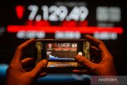 IHSG Melemah 94,34 Poin saat Dibuka Senin Pagi