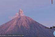 Semeru Erupsi Empat Kali dalam Sejam, Letusan Capai 1 Km