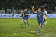 Van Gastel Puas PSIM Tumbangkan Madura United di Laga Kandang Terakhir