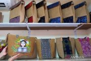Rupiah Melemah Bisa Jadi Peluang Dongkrak Produk Lokal di Dalam Negeri