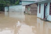 Banjir Terjang 3 Wilayah di Sumut, Puluhan Warga Mengungsi