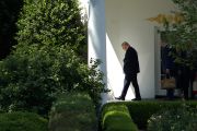 Trump Setujui Opsi Pengenceran Uranium Iran di Bawah Pengawasan PBB