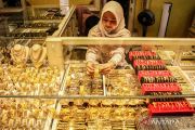 Harga Emas Antam dan Galeri24 Naik, Sedangkan UBS Turun Tipis Hari Ini
