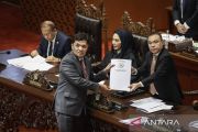 Komisi III DPR Jelaskan Dasar Pengaturan Polisi di Jabatan Sipil