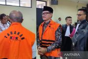 Wali Kota Madiun Didakwa Terima Gratifikasi dan Lakukan Pemerasan