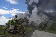 Gunung Lewotobi Laki-Laki Dilaporkan Lima Kali Erupsi sejak Jumat Pagi