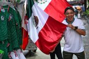 Meski Garuda Gagal Lolos, Suporter Asal Tulungagung Tetap ke Piala Dunia