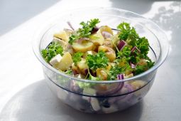Resep Salad Kentang Kesukaan Jennifer Lopez, Cocok saat Musim Panas