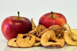 7 manfaat makan cemilan buah kering untuk kesehatan