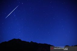 Apa dampak yang ditimbulkan jika meteor jatuh ke bumi