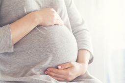Tips Traveling untuk Ibu Hamil Menurut Dokter