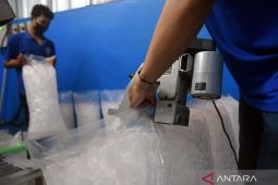 Tau gak sih, ternyata es batu bisa bermanfaat untuk kulit wajah