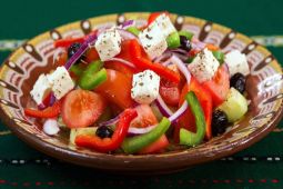 Studi Menilai Diet Mediterania Lebih Baik untuk Kesehatan Jantung