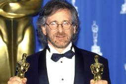 Spielberg kembali ke Sci Fi lewat trailer film “Disclosure Day”