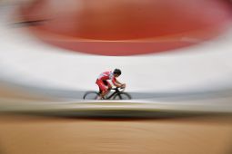 Bernard Van Aert Awali Musim dengan Raih Emas di Track Asia Cup 2026