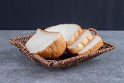 Cara buat roti tawar kopi ala Roti O yang lembut dan wangi untuk sarapan santai