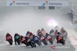 Alex Marquez melesat untuk rebut pole position MotoGP Catalunya 2025