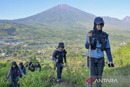 Mau Mendaki Gunung? Ini Hal-Hal Penting yang Wajib Kamu Perhatikan