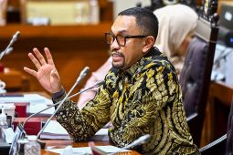 Ahmad Sahroni Berharap Penambahan Polhut Bisa Berantas Kejahatan Hutan