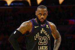 LeBron james absen di awal musim karena alami gangguan saraf