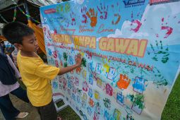 Rekomendasi Pengaturan Waktu Layar yang Aman untuk Anak