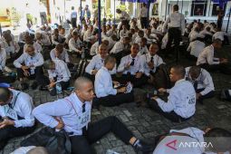 Magang bareng Kemnaker 2025 resmi dibuka, fresh graduate wajib coba!