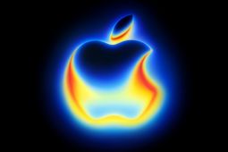 Apple akan beri Rp33 miliar bagi peneliti siber yang temukan "bug" pada sistem