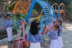 Anak Malas Sekolah Usai Libur? Ini Cara Atasi Post Holiday Blues