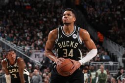 Giannis Antetokounmpo kembali ke latihan setelah sembuh dari COVID-19