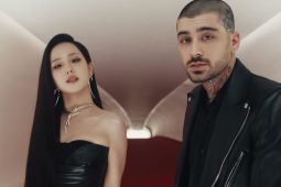 Lagu "Eyes Closed" hasil kolaborasi Jisoo dan Zayn Malik resmi dirilis