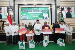 17 wali santri Al Khoziny diberikan santunan oleh Menteri Sosial