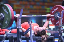 Tim para angkat berat Indonesia pecahkan rekor pribadi di Mesir tapi gagal podium