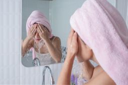 6 manfaat cuci muka dengan air hangat