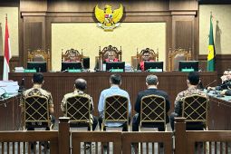 Tiga hakim kasus CPO dituntut 12 tahun penjara karena terima suap