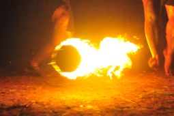 Misteri banaspati, bola api dari hutan jawa yang ternyata bisa dijelaskan secara ilmiah