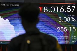 IHSG dibuka, menguat 25,72 poin pada Senin pagi