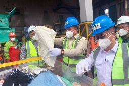 Kemendag musnahkan ratusan balpres pakaian bekas impor